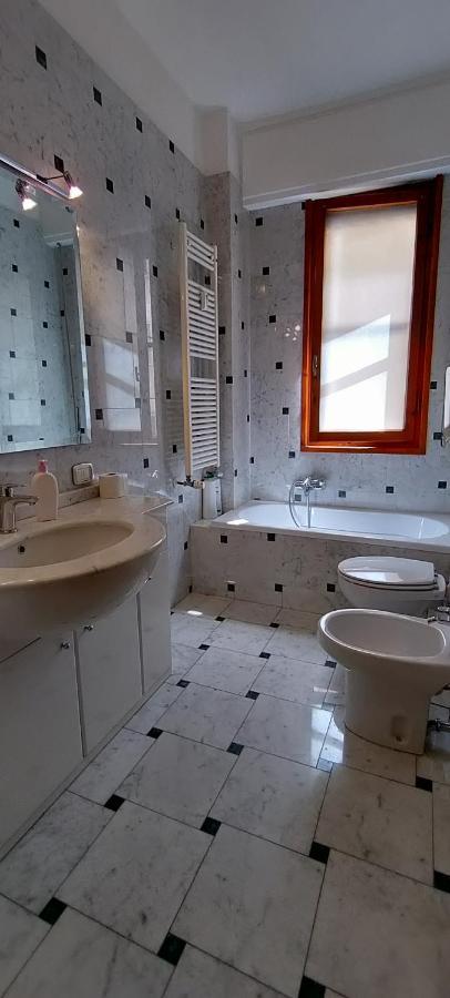 Pisa Central Station Room Rent المظهر الخارجي الصورة
